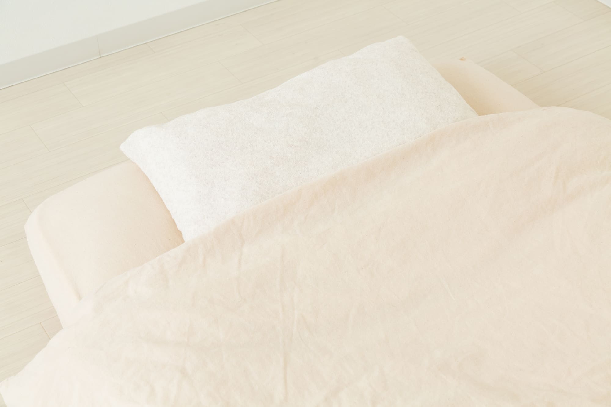 音が出る枕です！寝心地はあまり良くありません！枕としての能力が